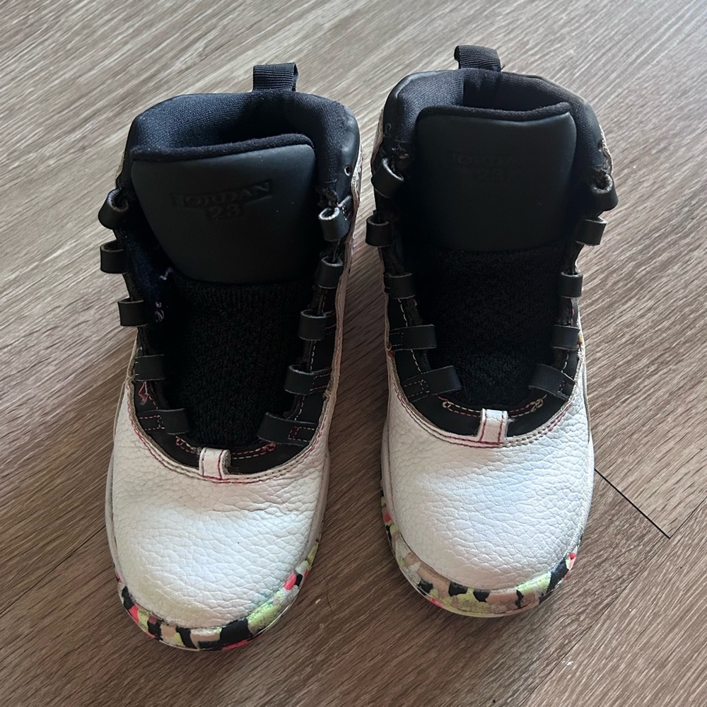 Jordan 10 Retro SE Ember Glow Kids Size 12C Sneakers